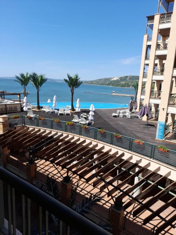 Port Balchik Apartment Luaran gambar